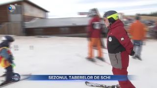 VIDEO- Sezonul tarabelor de schi a început. Pe lângă lecții, cei mici se pot distra pe pârtii