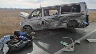 Accident Buzău, pe DN2, E85, cu un microbuz cu sportivi de la club de judo