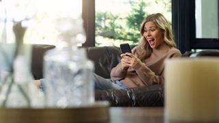 femeie care a castigat la loto