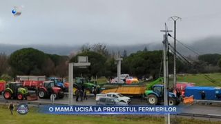 VIDEO- O mamă a fost ucisă la protestul fermierilor. Femeia fost lovită de o mașină care a intrat &icirc;n plin &icirc;ntr-un baraj de tractoare