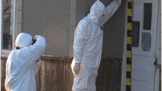 Descoperire șocantă într-o casă din Mureș. "Amândoi au murit din cauza frigului"