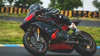 3 moduri prin care poți surprinde un pasionat de motociclism