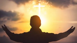 barbat cruce luminoasa