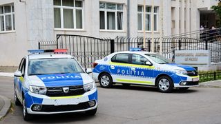 Cercetările sunt continuate de polițiștii prahoveni