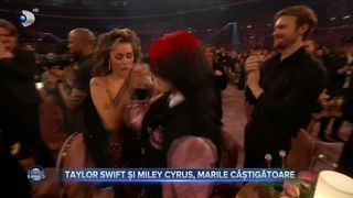 VIDEO - Celine Dion, aplaudată la Premiile Grammy. Cântăreața a avut prima apariție publică din ultimele 3 luni