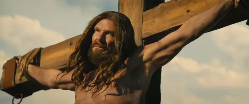 Benedict Cumberbatch, în rol de Iisus răstignit