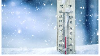 Ninsorile revin în România! Cum va fi vremea de Paște și 1 Mai?