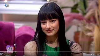 VIDEO. Primul sărut furat de la Aleyna în "Casa Iubirii". Cum a reacționat bruneta