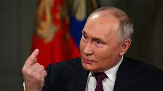 „Dacă Ucraina este o țară falsă, la fel este și Rusia”. Ce neadevăruri au găsit istoricii în interviul lui Vladimir Putin