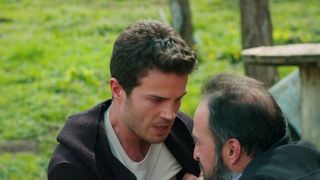 Serialul "Dragoste și speranță", episodul de marți, 13 februarie: Zeynep, în stare gravă