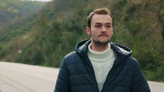 Serialul "Dragoste și speranță", episodul de marți, 13 februarie: Zeynep, în stare gravă