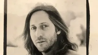 Asa arata Peter c&acirc;nd era t&acirc;năr