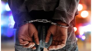 VIDEO - Scene teribile în apropierea unui parc din Capitală! Un adolescent a vrut să-și omoare dealerul ca să nu mai plătească drogurile