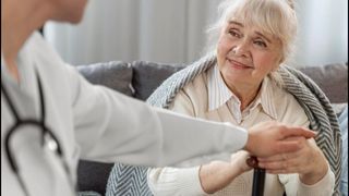 Descoperă ce sunt escarele și cum le poți trata la domiciliu!