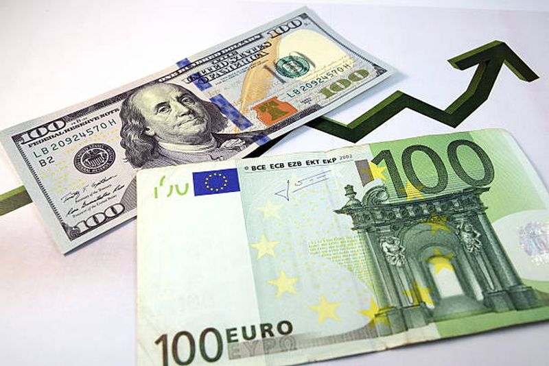 Cursul valutar BNR al zilei de 15 februarie 2024. Cum evoluează euro?