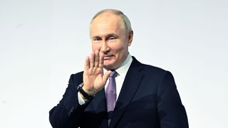 Vladimir Putin dă cărțile pe față după interviul cu Tucker Clarson. Regretul președintelui rus