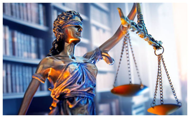 Judecător Caracal mită