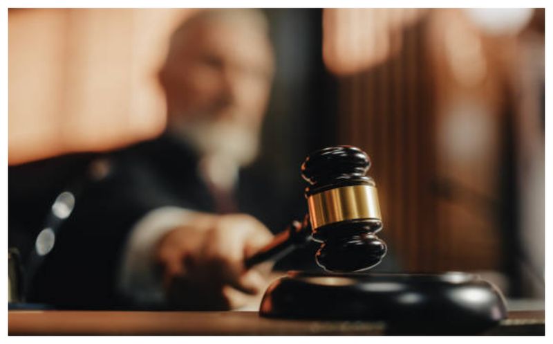 Judecător Caracal mită