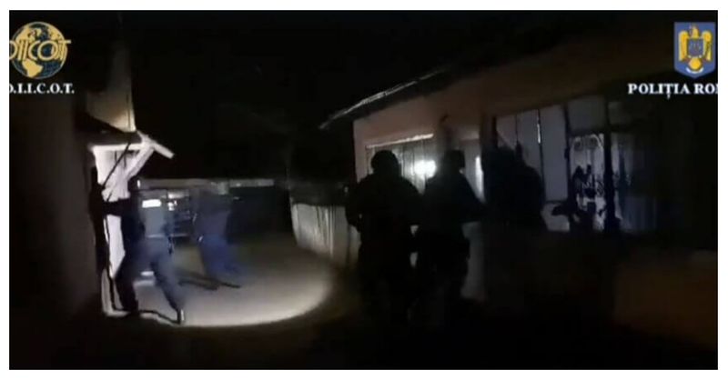 Minoră proxeneți Dâmbovița