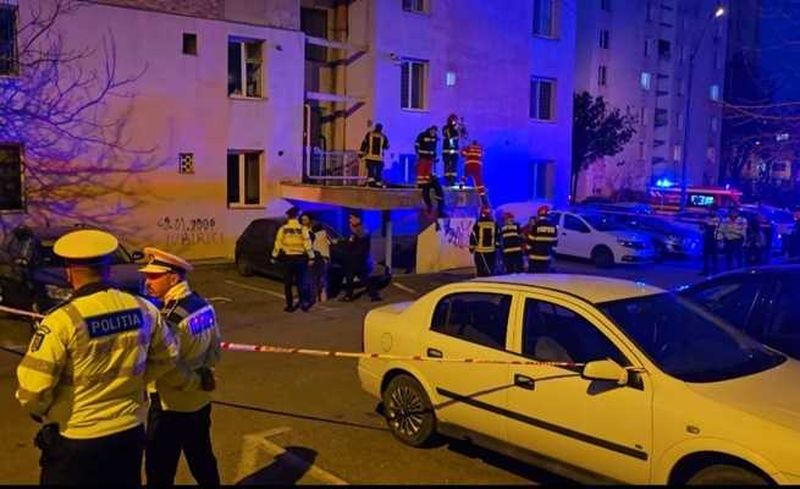 Bătrân căzut de la etajul 10 în Pitești