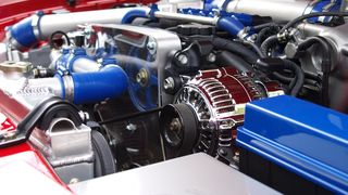 ABC-ul acumulatorilor auto: ghid esențial pentru șoferii cu stil