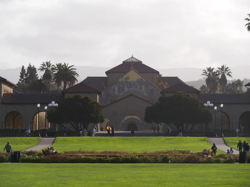 Daria Navalnaya studiază la Universitatea Stanford