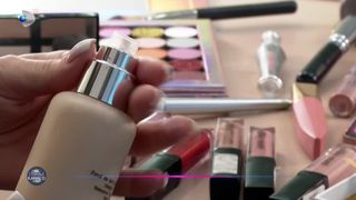 VIDEO- Machiajul a devenit o armă împotriva bullying-ului. Adolescentele aspiră la standardele de frumusețe impuse în online, dar uită cel mai importat aspect: sănătatea