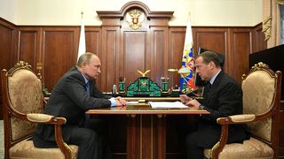 Vladimir Putin și fostul președinte al Rusiei, Dmitri Medvedev