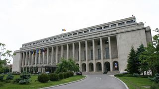 Guvernul se mută la Parlament. Palatul Victoria intră în reabilitare