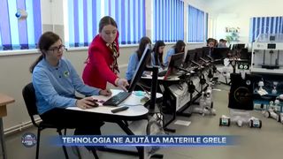 VIDEO - Tehnologia ne ajută la materiile grele. Două școli din Capitală profită de laboratoare digitale inteligente