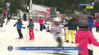 VIDEO - Vacanța de schi în Poiana Brașov. Copiii aflați în vacanță au luat cu asalt pârtiile