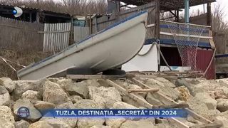VIDEO- Tuzla, destinație mai puțin cunoscută, care atrage turiști &icirc;n tot anul. Localitatea are o plajă sălbătică de senzație