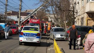 masina de politie interventie