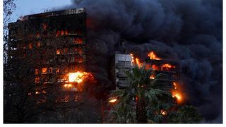 Incendiu bloc Valencia
