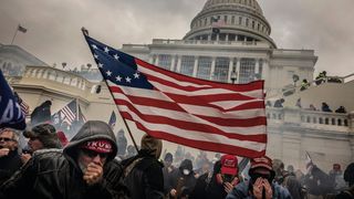 "Armata s-a trezit. Va fi haos". Fanii lui Donald Trump au amenințat că se &icirc;narmează și vor porni un război civil