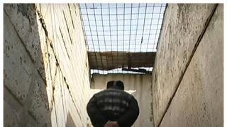 Navalnîi înmormântat închisoare