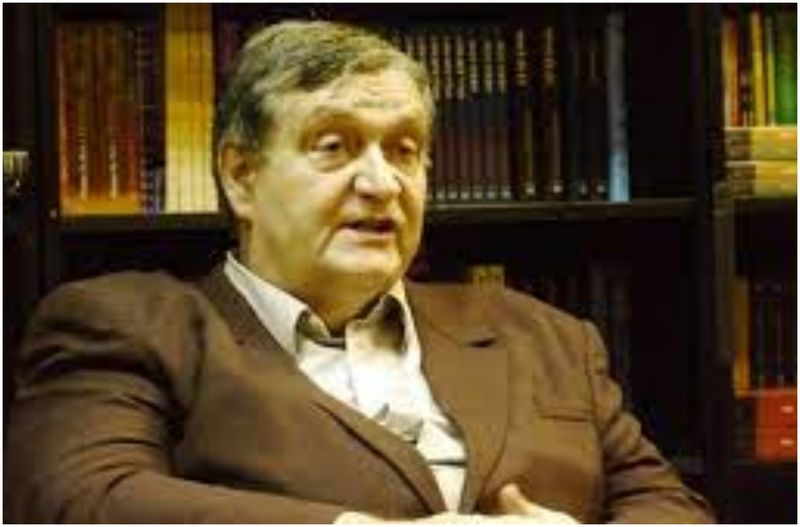 Alex Ștefănescu a murit