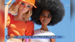 VIDEO- Cum sună viitorul tehnologiei? Telefonul Barbie și laptopul transparent fascineză &icirc;ntreaga lumea