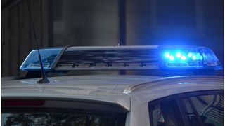 Bombă școală D&acirc;mbovița