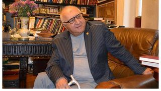 "Tată, te rog, fă un pact cu Dumnezeu și revino-ți". Alexandra Săraru, fiica marelui scriitor Dinu Săraru, mesaj emoționant pe pagina de socializare