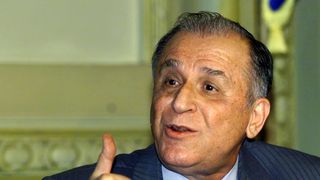 ion iliescu in decembrie 2000