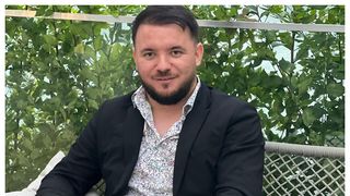 &Icirc;nmorm&acirc;ntare Mile Povan