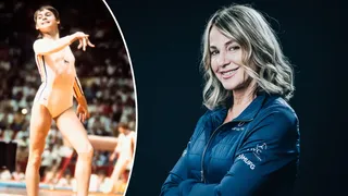 Cum arăta Nadia Comăneci la 14 ani, &icirc;n brațele gimnastului Dan Grecu. Poză rară din New York, &icirc;nainte să obțină "scorul perfect" la olimpiada din Montreal