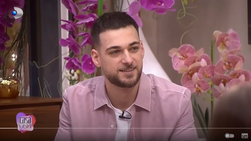 Andrei are 31 de ani, vine din Londra