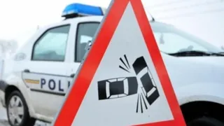 Fată de 15 ani, lovită de mașina poliției pe trecerea de pietoni, în Constanța