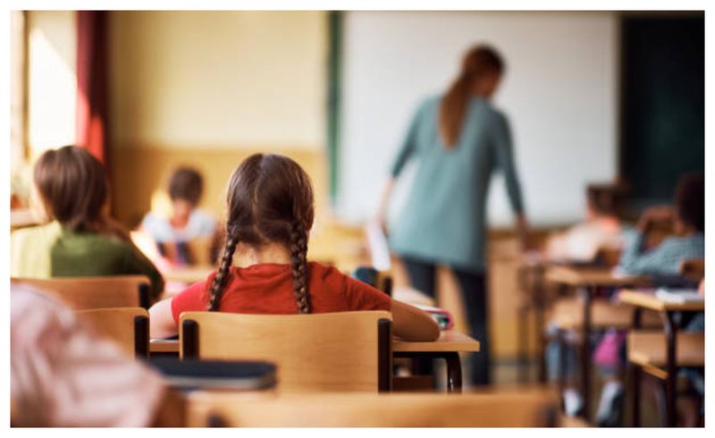 Mamă elev abuzat școală