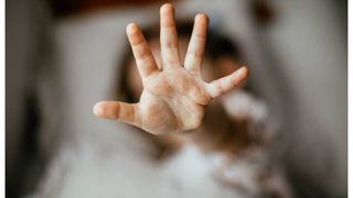 Mamă elev abuzat școală