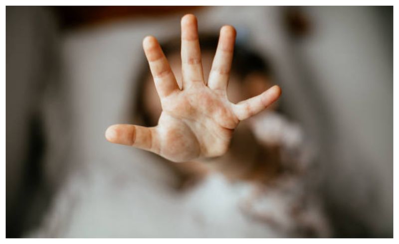 Mamă elev abuzat școală