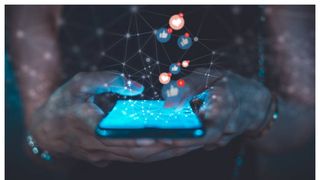 Prima reacție de la Meta, după pana masivă. Ce a postat Mark Zuckerberg pe rețeaua X?