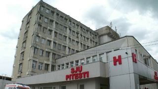 Şefa Secţiei de Psihiatrie din spitalul județean Pitești, reținută pentru luare de mită